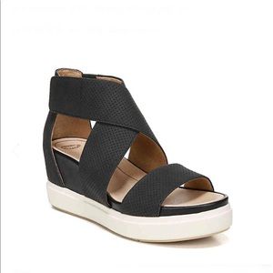 Dr. Scholl’s Sheena wedge sandal black